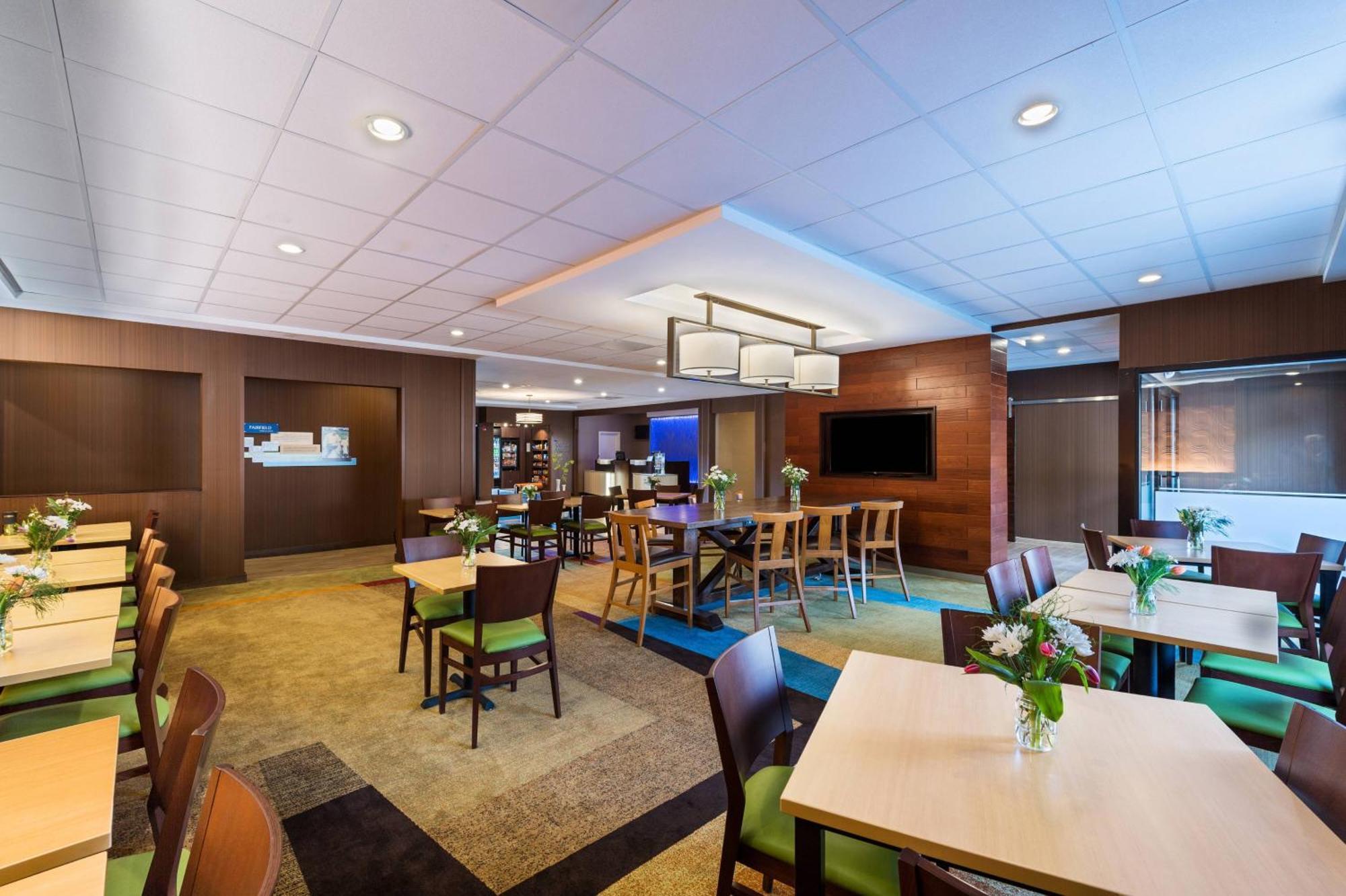 Fairfield By Marriott Inn & Suites Uncasville Mohegan Sun Area Exterior foto
